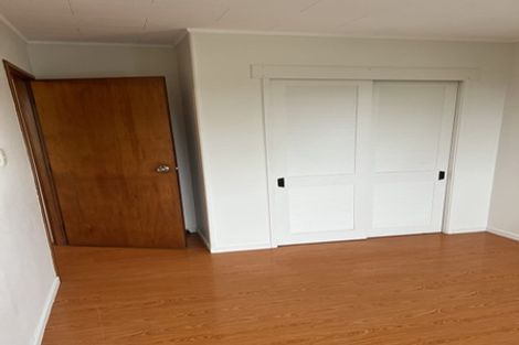 Photo of property in 17 Salamanca Road, Sunnynook, Auckland, 0620