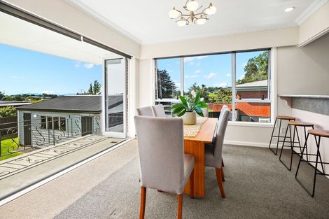 Photo of property in 35 Hillcrest Road, Hillcrest, Hamilton, 3216