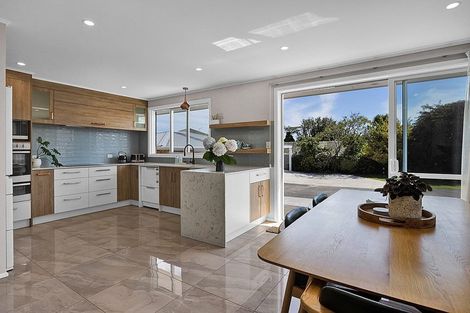 Photo of property in 93 Waihi Road, Hawera, 4610