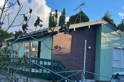 Photo of property in 1/23 Woodcote Drive, Glenfield, Auckland, 0629