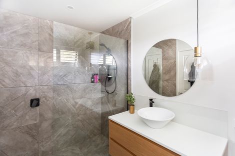 Photo of property in 22 Trailview Lane, Weston, Oamaru, 9401