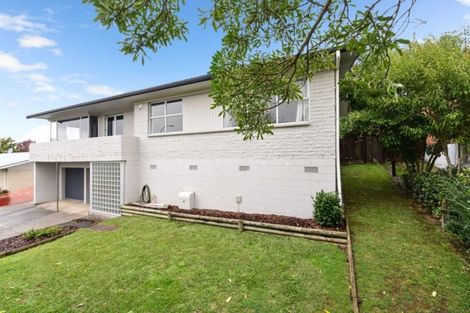 Photo of property in 77 Aberdeen Drive, Dinsdale, Hamilton, 3204