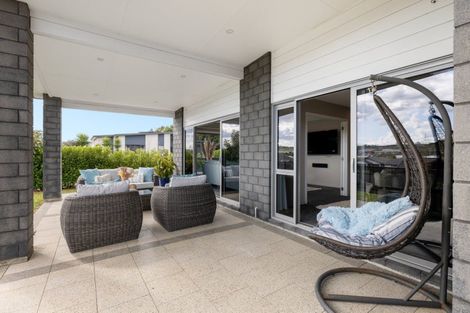 Photo of property in 4 Rochfort Crescent, Pyes Pa, Tauranga, 3112