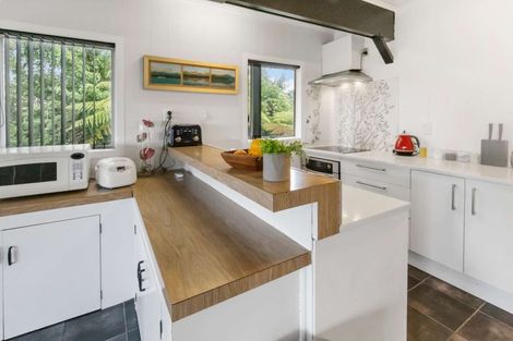 Photo of property in 39 Mountain Road, Western Heights, Rotorua, 3015