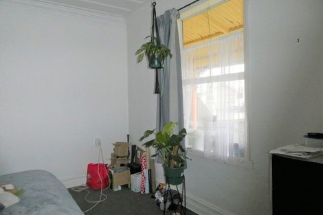 Photo of property in 16 Threadneedle Street, Greymouth, 7805