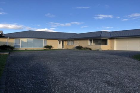 Photo of property in 11 Tainui Street, Levin, 5510