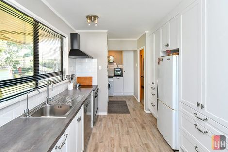 Photo of property in 8 Ainsdale Place, Manurewa, Auckland, 2102