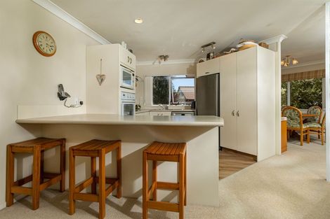 Photo of property in 3 Gala Place, Henderson, Auckland, 0612