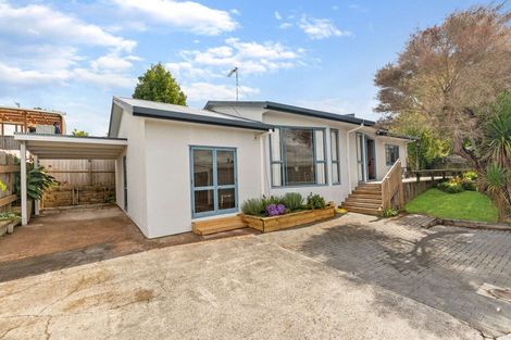 Photo of property in 1/12 Kaweka Street, New Lynn, Auckland, 0600
