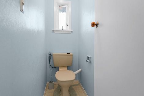 Photo of property in 77 Farquhars Road, Redwood, Christchurch, 8051