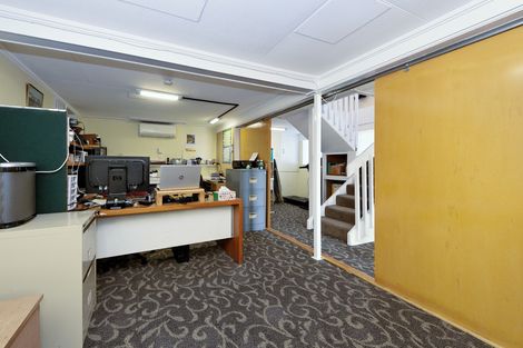 Photo of property in 95 Cliff View Drive, Green Bay, Auckland, 0604