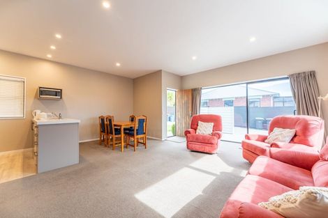 Photo of property in 17a Queen Street, Parkside, Timaru, 7910