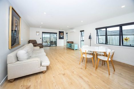 Photo of property in 6 Kapua Crescent, Rototuna North, Hamilton, 3210