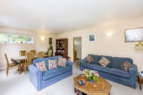 Photo of property in 61 Blue Mountains Road, Pinehaven, Upper Hutt, 5019