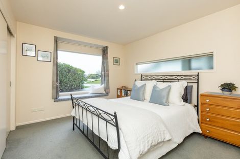 Photo of property in 12 Fairview Place, Havelock North, 4130