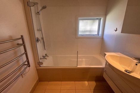 Photo of property in 52 Mays Road, St Albans, Christchurch, 8052