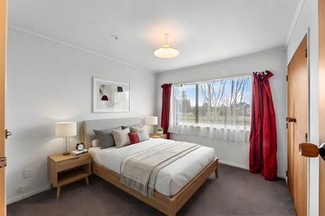 Photo of property in 1 Stella Drive, Clarks Beach, 2122