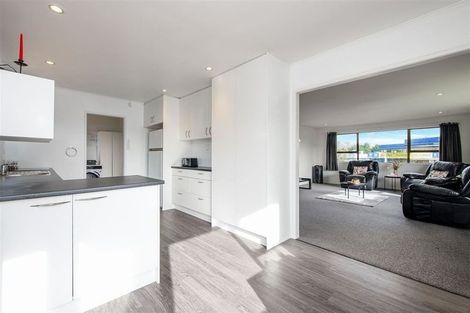 Photo of property in 8 Forest Hill Road, Henderson, Auckland, 0612