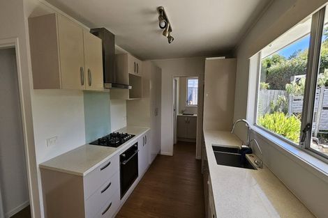 Photo of property in 15 Hewlett Road, Massey, Auckland, 0614