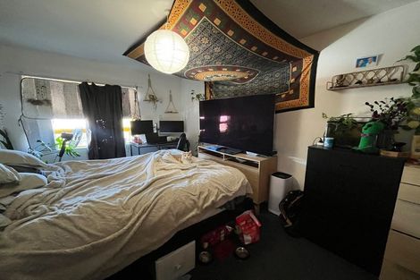 Photo of property in 22 Stafford Street, Mount Victoria, Wellington, 6011