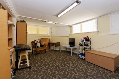 Photo of property in 95 Cliff View Drive, Green Bay, Auckland, 0604