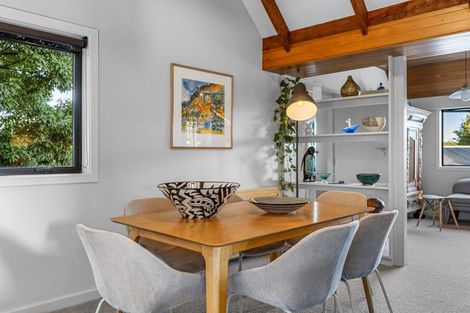 Photo of property in 69 Searells Road, Strowan, Christchurch, 8052