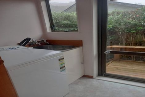 Photo of property in 71 Elizabeth Street, Waikanae, 5036