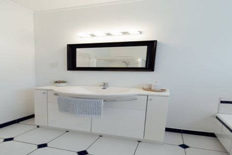 Photo of property in 24 Moir Street, Mangawhai, 0505