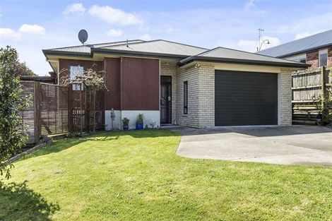 Photo of property in 84 Oteki Park Drive, Welcome Bay, Tauranga, 3112