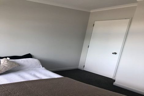 Photo of property in 17 Bluegum Road, Paraparaumu Beach, Paraparaumu, 5032