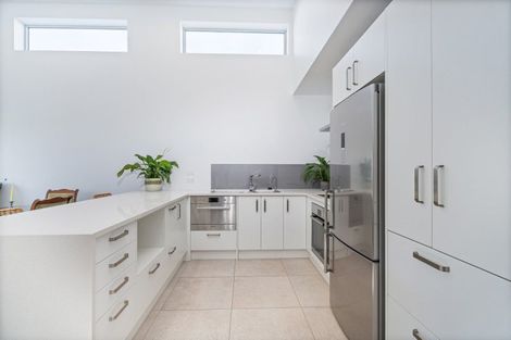 Photo of property in 16 Vanita Drive, Whitianga, 3510