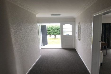 Photo of property in 27 Howden Road, Fairfield, Hamilton, 3214