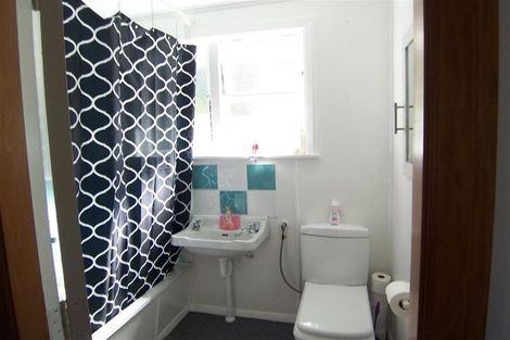 Photo of property in 13 Horomona Road, Paekakariki, 5034