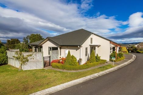 Photo of property in 45 Lakeridge Close, Rangatira Park, Taupo, 3330