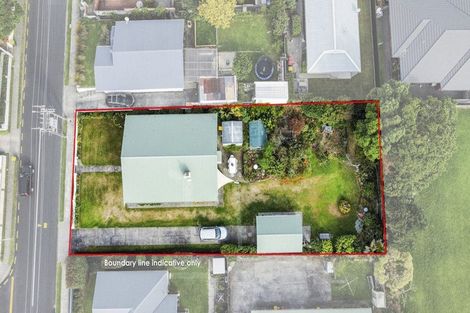 Photo of property in 62 Record Street, Fitzroy, New Plymouth, 4312