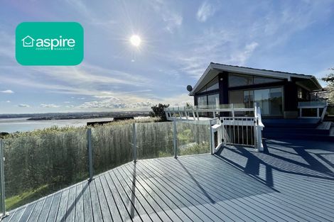 Photo of property in 34 Telstar Place, Beach Haven, Auckland, 0626