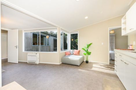 Photo of property in 196 Victoria Avenue, Hokowhitu, Palmerston North, 4410