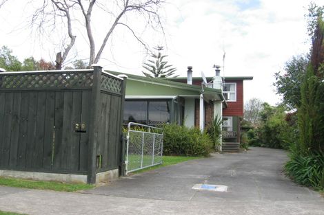 Photo of property in 28 Summerhill Drive, Fitzherbert, Palmerston North, 4410