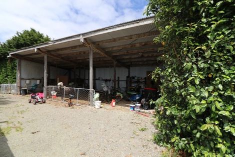 Photo of property in 89 Stout Road, Glenham, Wyndham, 9891