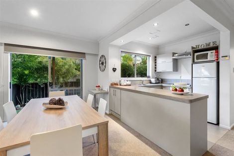 Photo of property in 37 Carey Street, Maeroa, Hamilton, 3200