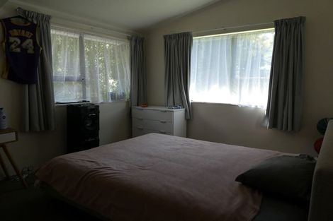 Photo of property in 35 Autumn Avenue, Glen Eden, Auckland, 0602