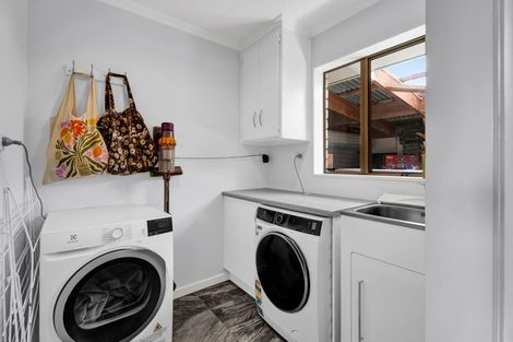 Photo of property in 8 Glamis Avenue, Bell Block, New Plymouth, 4312