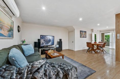 Photo of property in 6/19 Gardner Avenue, New Lynn, Auckland, 0600