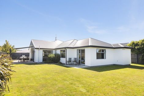 Photo of property in 11 Parklea Avenue, Halswell, Christchurch, 8025