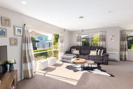 Photo of property in 6 Anglem Way, Northwood, Christchurch, 8051