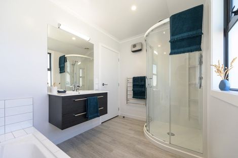 Photo of property in 43 Katania Heights, Brightwater, 7022