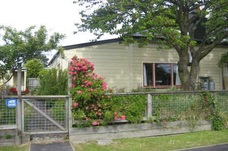 Photo of property in 10 Seddon Street, Sydenham, Christchurch, 8023