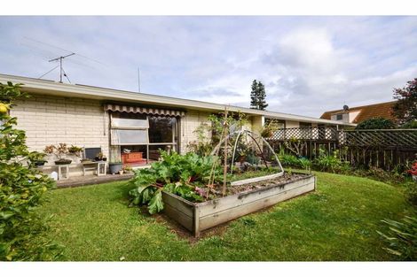 Photo of property in 1a Golf View Road, Kerikeri, 0230