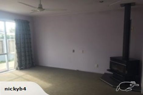 Photo of property in 11 Thurso Place, New Brighton, Christchurch, 8083