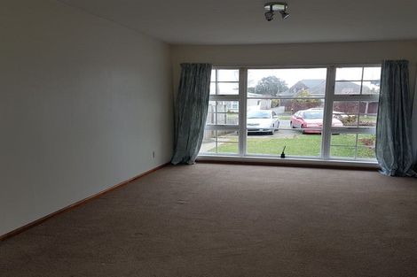 Photo of property in 18 Coniston Avenue, Ilam, Christchurch, 8041